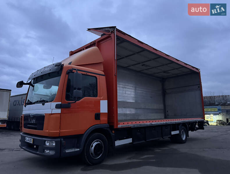 Грузовой фургон MAN TGL 2014 в Ровно