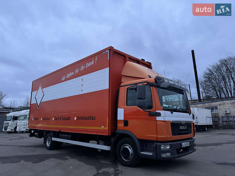 Грузовой фургон MAN TGL 2014 в Ровно