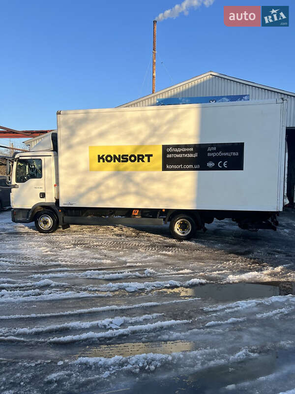 Вантажний фургон MAN TGL 2012 в Полтаві