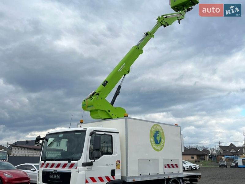 Автовышка MAN TGL 2013 в Луцке