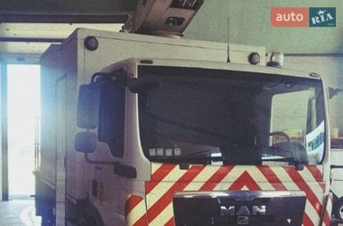 Автовышка MAN TGL 2009 в Киеве