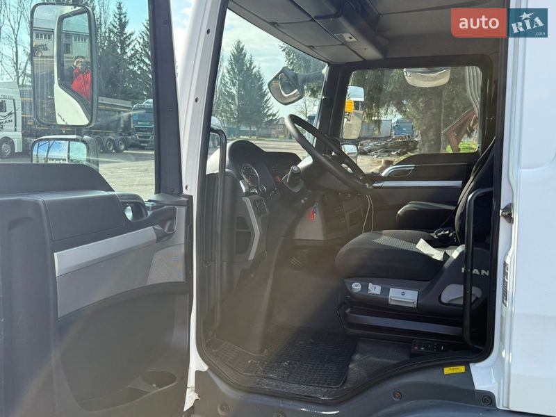 Цистерна MAN TGL 2015 в Оратові