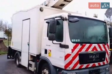 Автовышка MAN TGL 2009 в Киеве