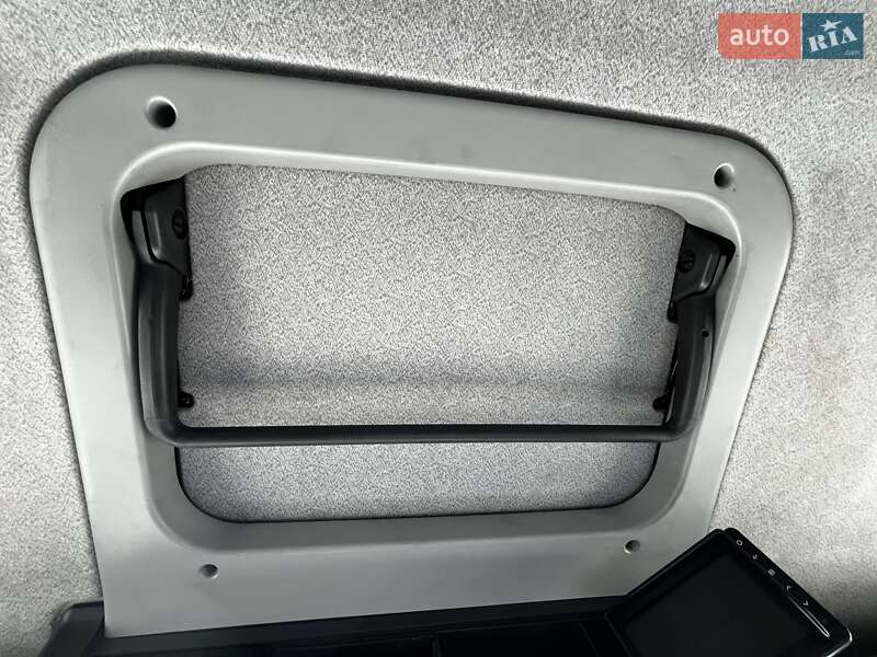 Бензовоз MAN TGM 2011 в Львові фото 36 Бензовоз MAN TGM 2011 в Львові