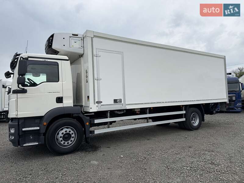 Вантажний фургон MAN TGM 2015 в Луцьку