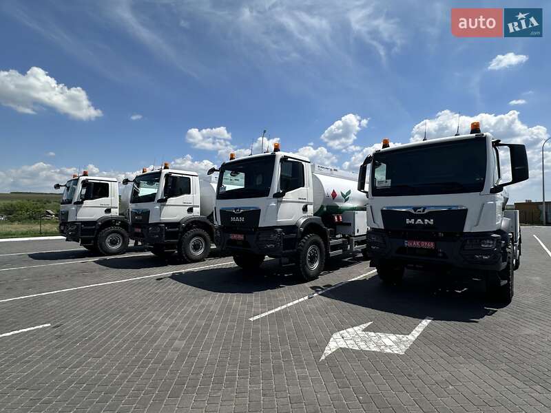 Бензовоз MAN TGM 2025 в Черновцах