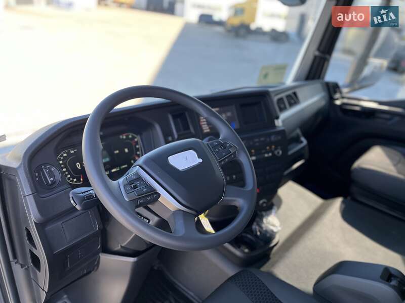 Вантажний фургон MAN TGM 2025 в Чернівцях