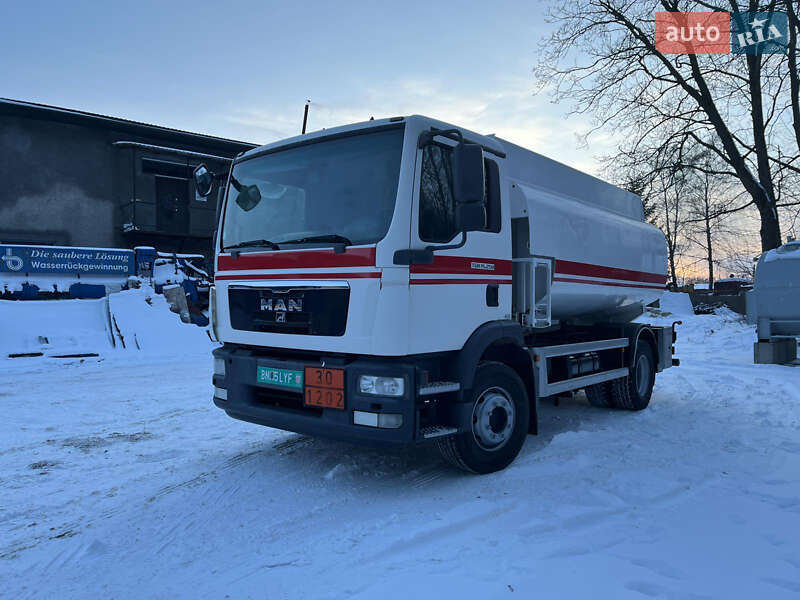 Бензовоз MAN TGM 2012 в Тернополі