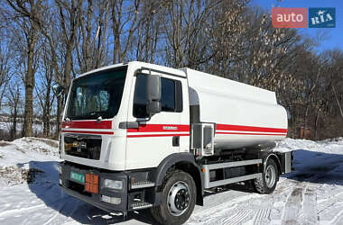 Бензовоз MAN TGM 2012 в Тернополе