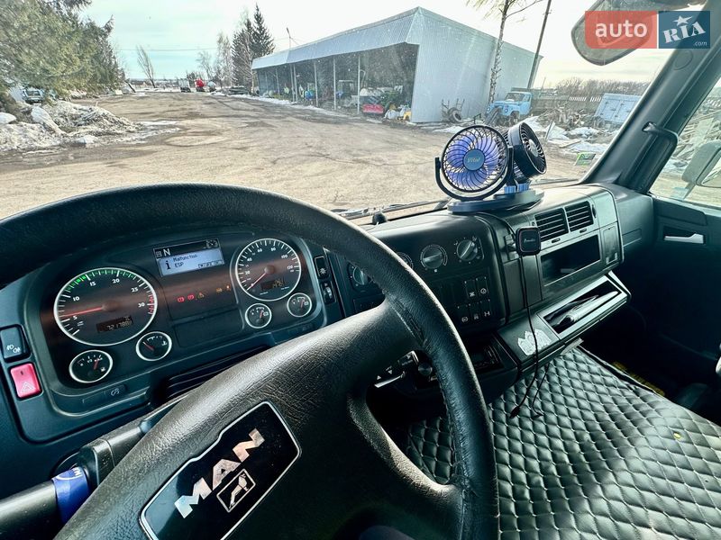 Цистерна MAN TGM 2012 в Оратові