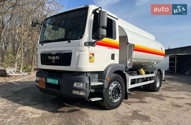 Бензовоз MAN TGM 2013 в Тернополі