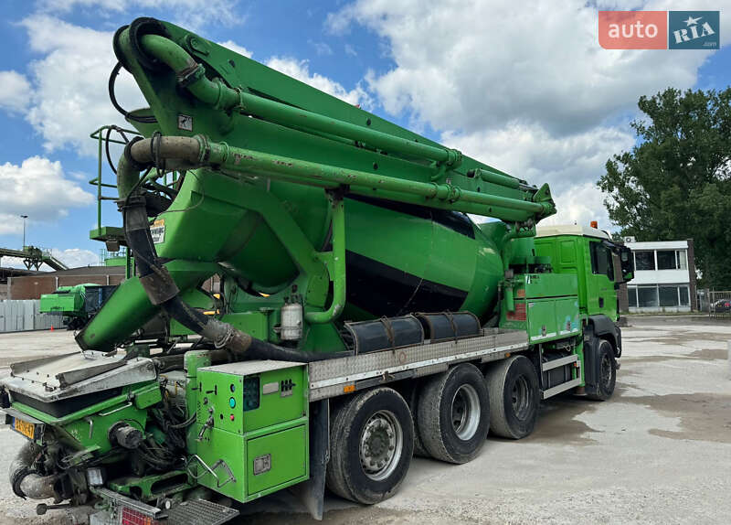 Бетононасос MAN TGS 2010 в Львові