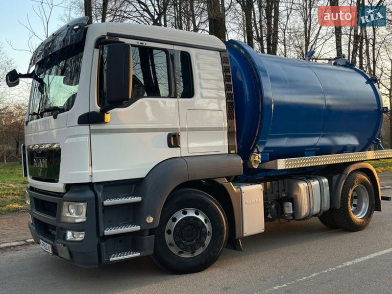 Машина  асенізатор (вакуумна) MAN TGS 2012 в Чернівцях