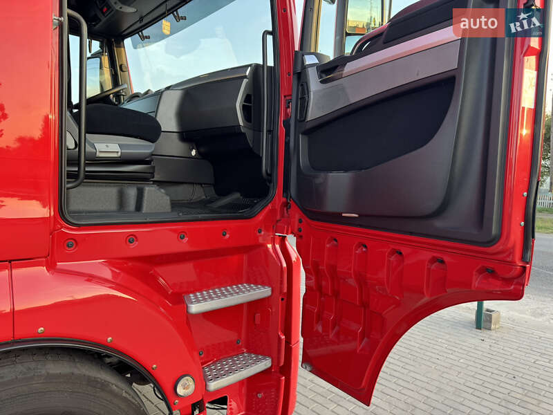 Тягач MAN TGX 18.440 2015 в Лопатине фото 76 Тягач MAN TGX 18.440 2015 в Лопатине