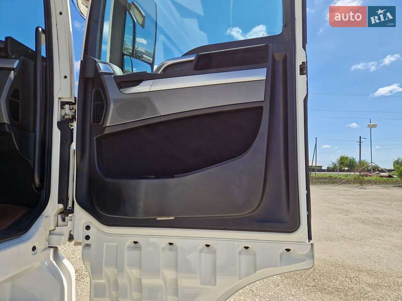 Тягач MAN TGX 18.440 2017 в Тернополі фото 32 Тягач MAN TGX 18.440 2017 в Тернополі