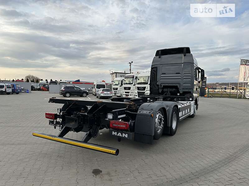 Контейнеровоз MAN TGX 2018 в Чернівцях