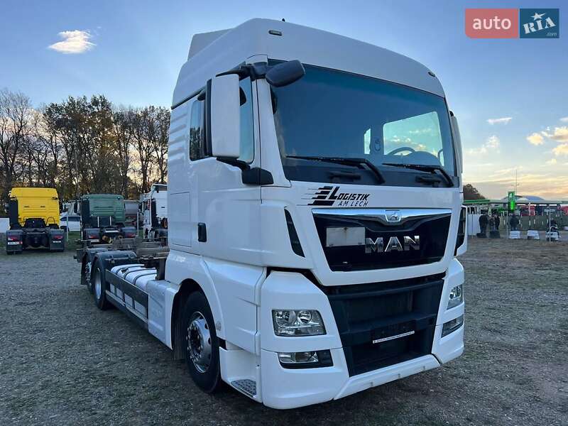 Контейнеровоз MAN TGX 2016 в Львове