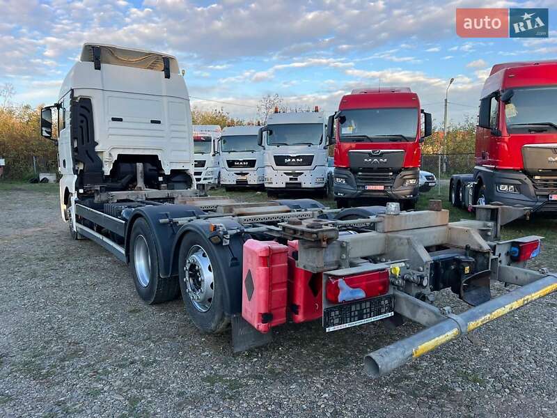 Контейнеровоз MAN TGX 2016 в Львове