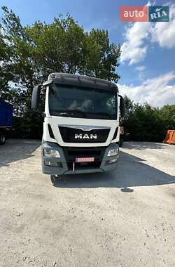 Самосвал MAN TGX 2016 в 