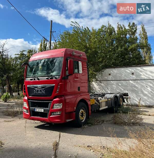 Контейнеровоз MAN TGX 2014 в Миколаєві