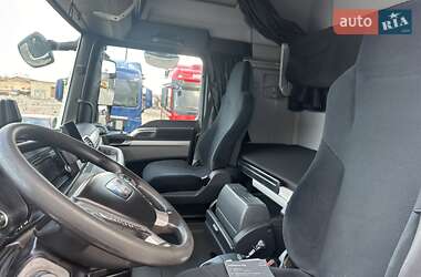 Тягач MAN TGX 2015 в 