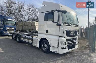 Контейнеровоз MAN TGX 2020 в Черновцах