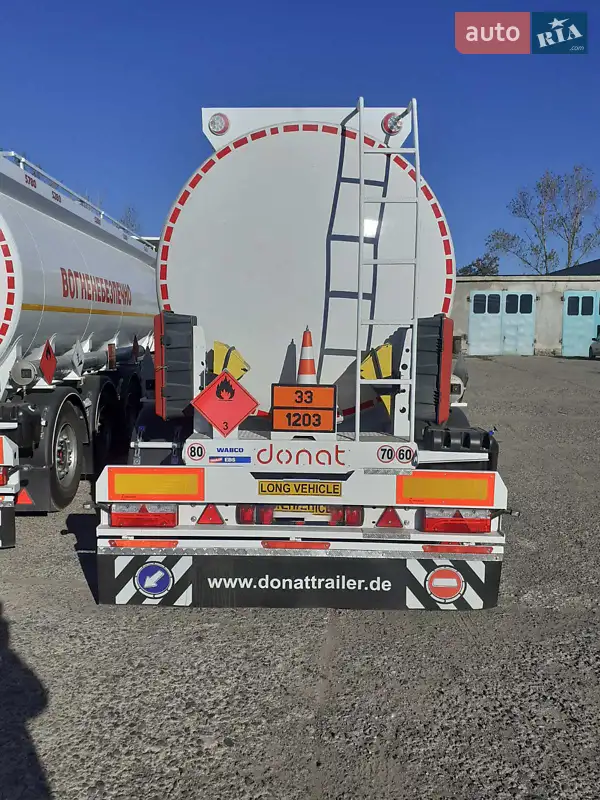 Бензовоз MAN TGX 2017 в 