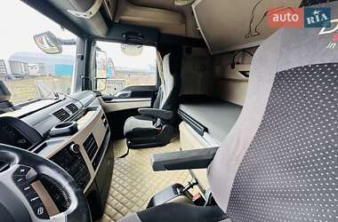 Контейнеровоз MAN TGX 2020 в 
