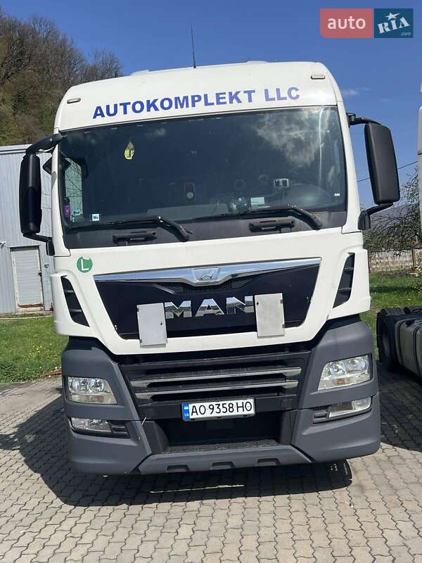 Тягач MAN TGX 2015 в 