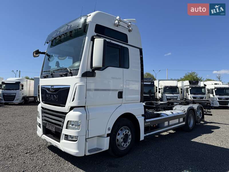 Контейнеровоз MAN TGX 2020 в Луцьку