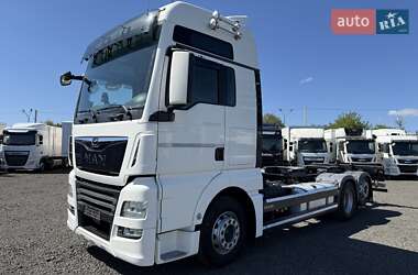 Контейнеровоз MAN TGX 2020 в 