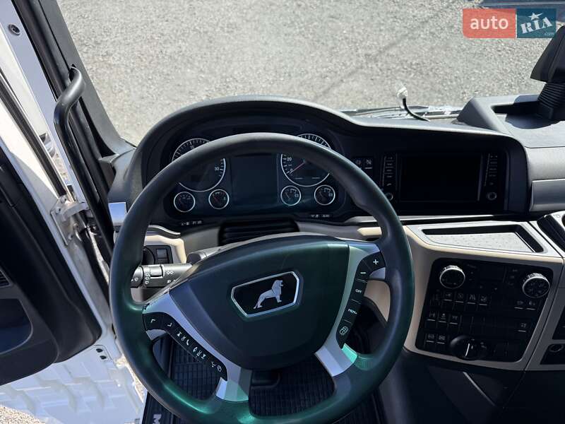 Контейнеровоз MAN TGX 2020 в Луцьку