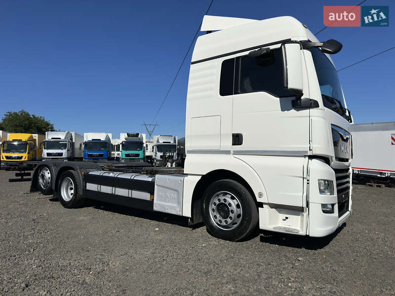 Контейнеровоз MAN TGX 2020 в Луцьку