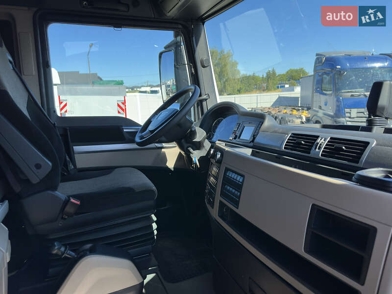 Контейнеровоз MAN TGX 2020 в Луцьку