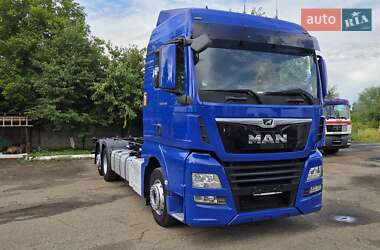 Контейнеровоз MAN TGX 2017 в 