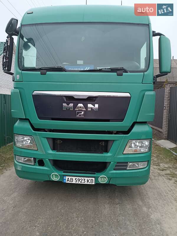 Контейнеровоз MAN TGX 2013 в 