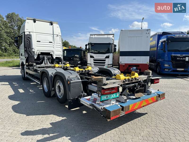 Контейнеровоз MAN TGX 2021 в Заліщиках