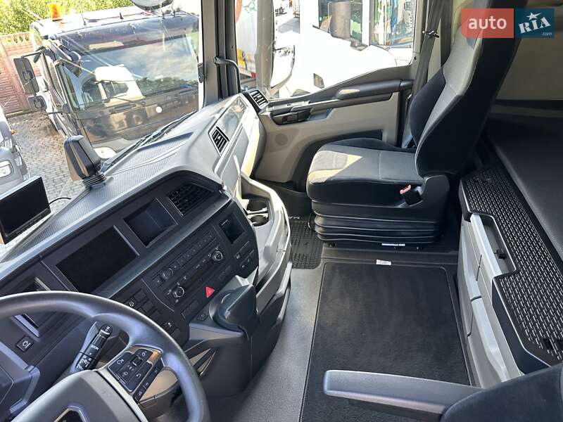 Контейнеровоз MAN TGX 2021 в Заліщиках
