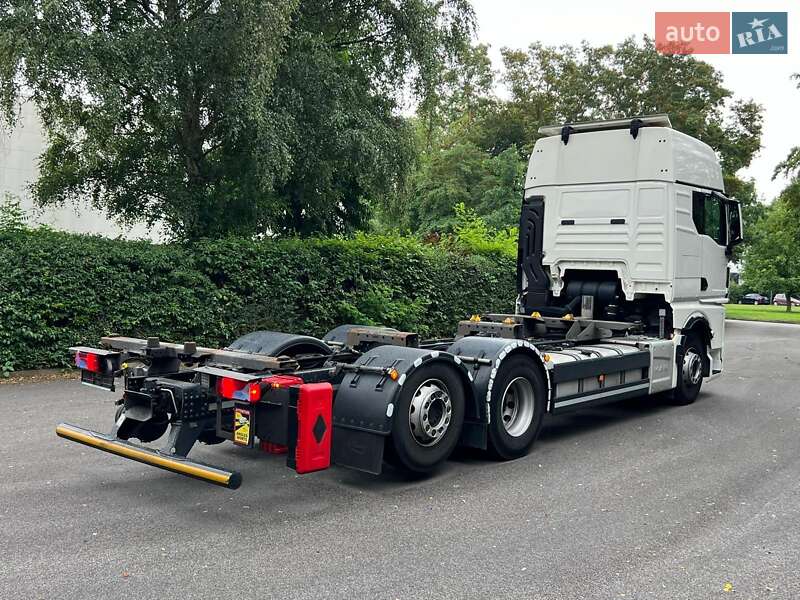 Контейнеровоз MAN TGX 2021 в Чернівцях