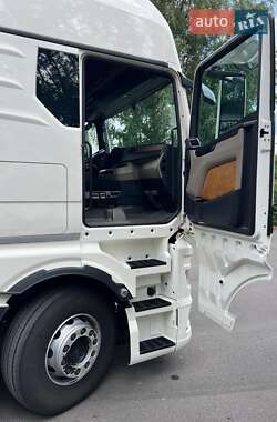 Контейнеровоз MAN TGX 2021 в 