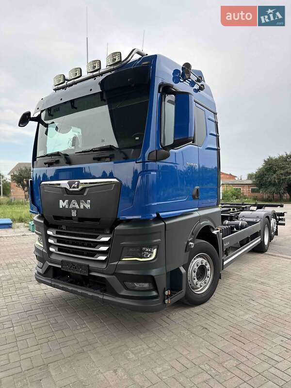 Контейнеровоз MAN TGX 2021 в Киеве