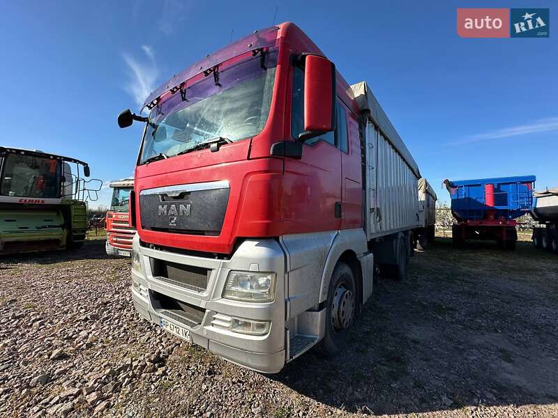 Контейнеровоз MAN TGX 2009 в Києві