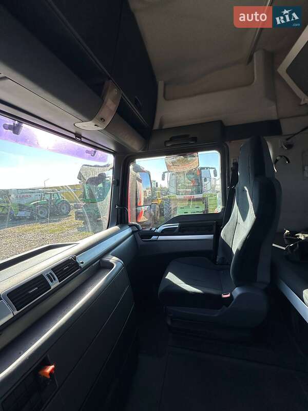 Контейнеровоз MAN TGX 2009 в Києві
