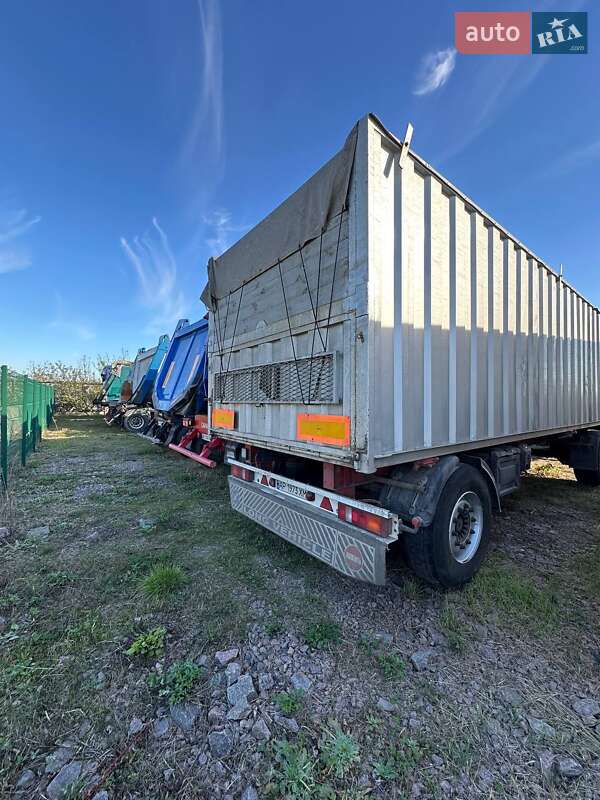 Контейнеровоз MAN TGX 2009 в Києві