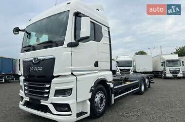 Контейнеровоз MAN TGX 2021 в 
