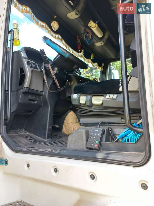 Контейнеровоз MAN TGX 2011 в Кропивницком