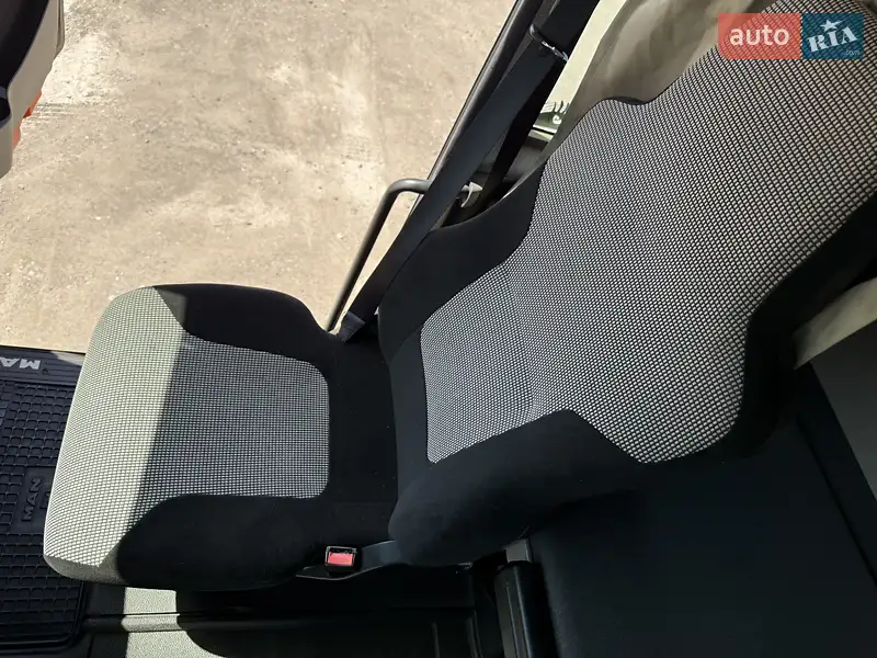 MAN TGX 2017 VIN WMA06XZZ3HP091537 фото оголошення 43 з 69