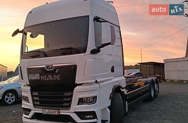 Контейнеровоз MAN TGX 2021 в Луцьку