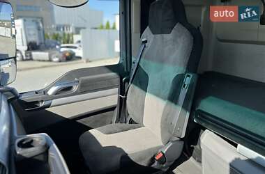 Контейнеровоз MAN TGX 2020 в 