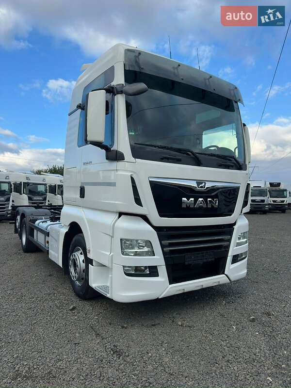 Контейнеровоз MAN TGX 2020 в Луцьку